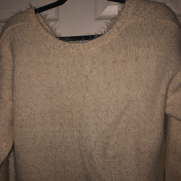 Vintage DKNY Knitted Fuzzy Cream &Gold Sweater- M - Picture 6 of 9